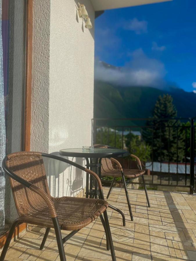 Mood Hotel Kazbegi Exterior photo